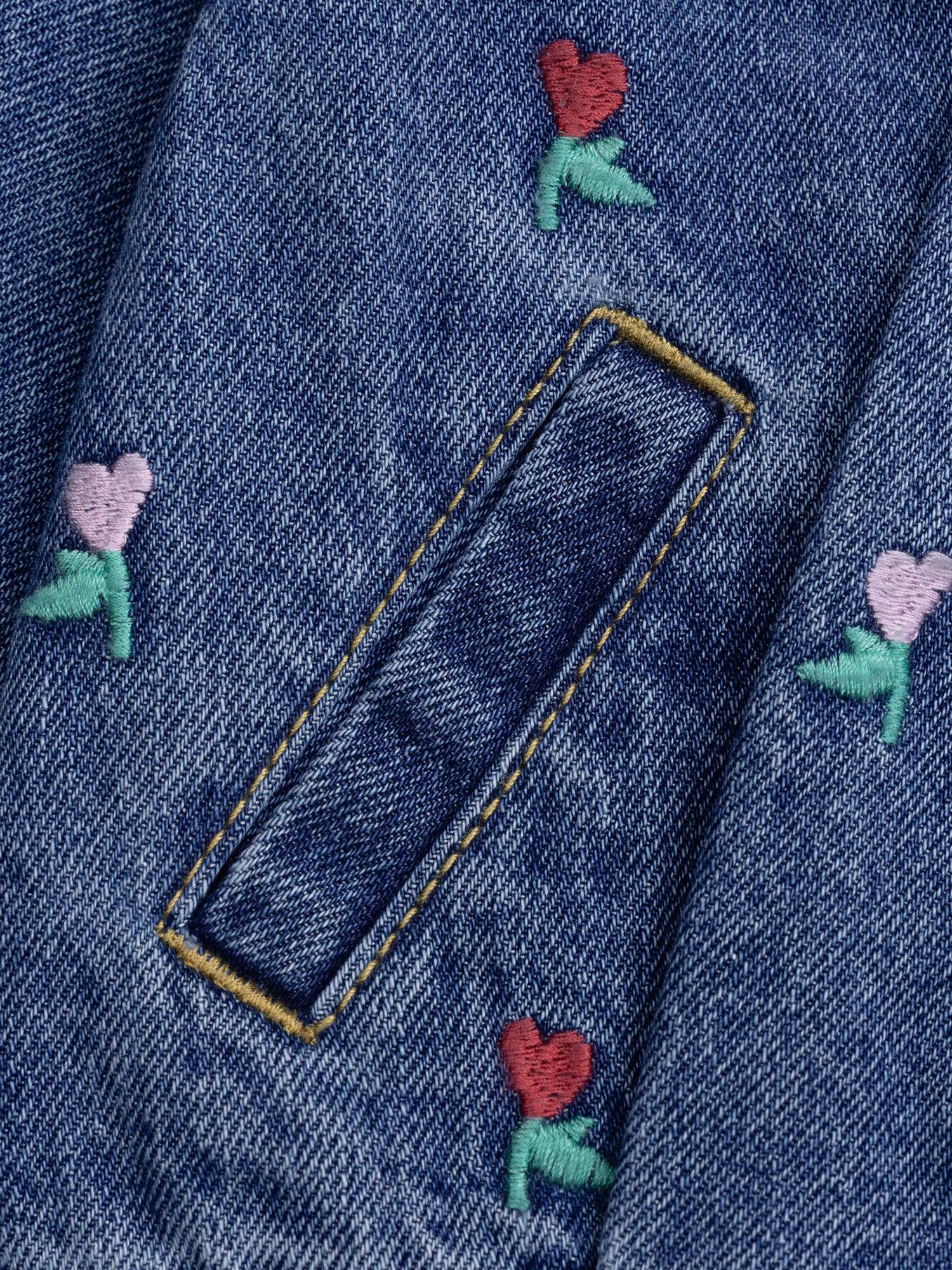 Veste en jean à volant avec broderies fleur-cœurs pour bébé fille