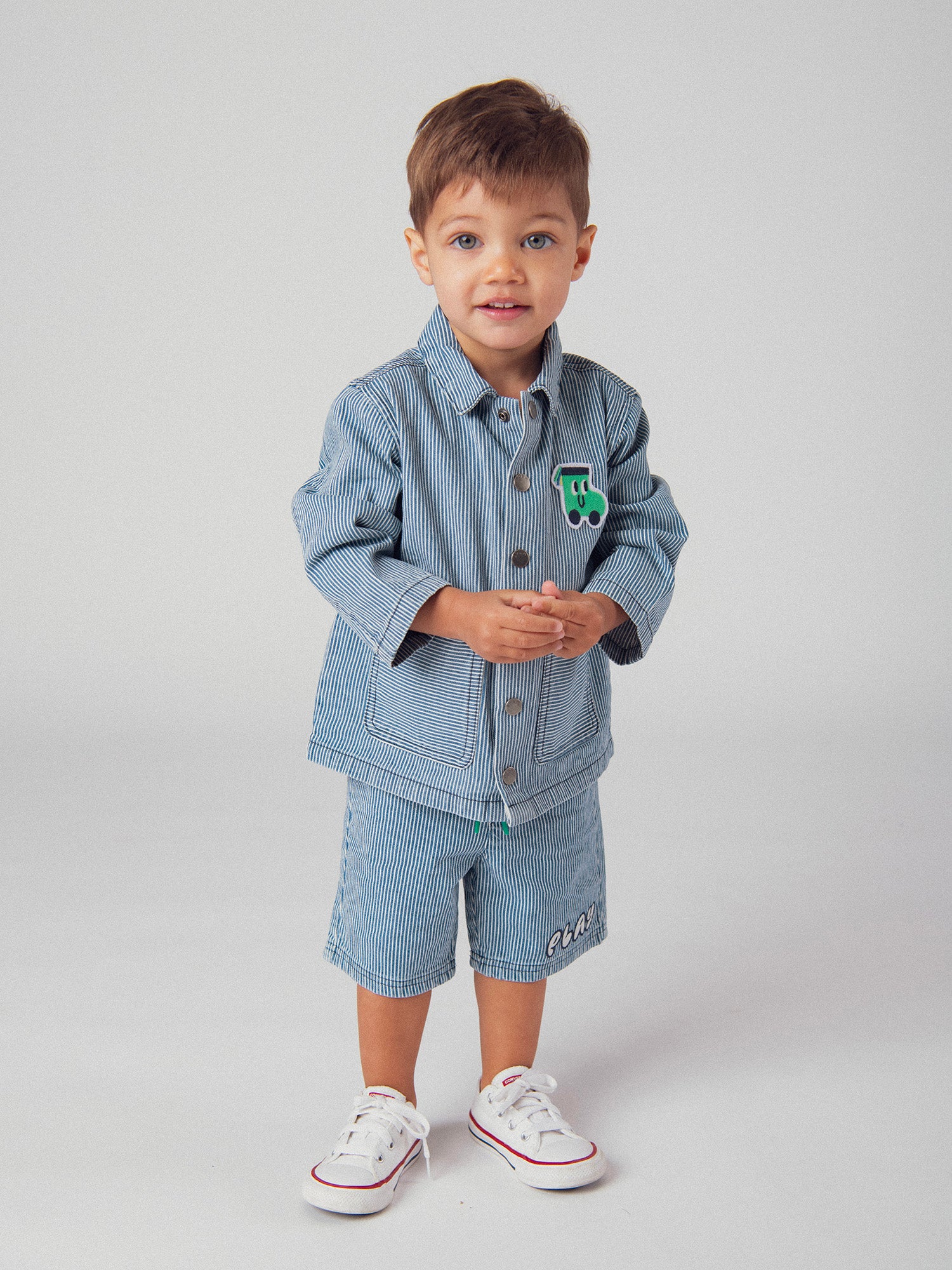 Veste boutonnée en denim rayé pour bébé garçon