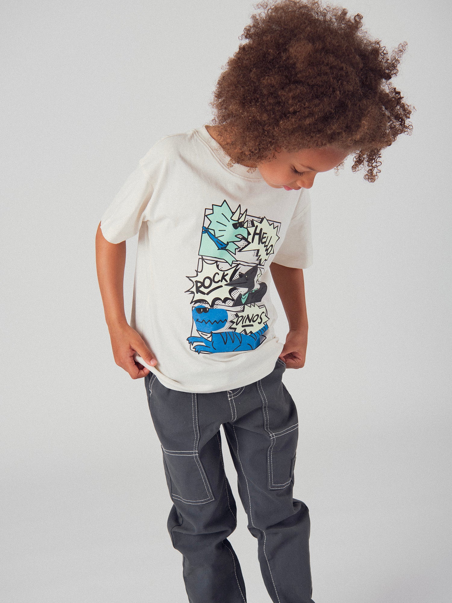 T-shirt écru animation BD dinosaures pour garçon