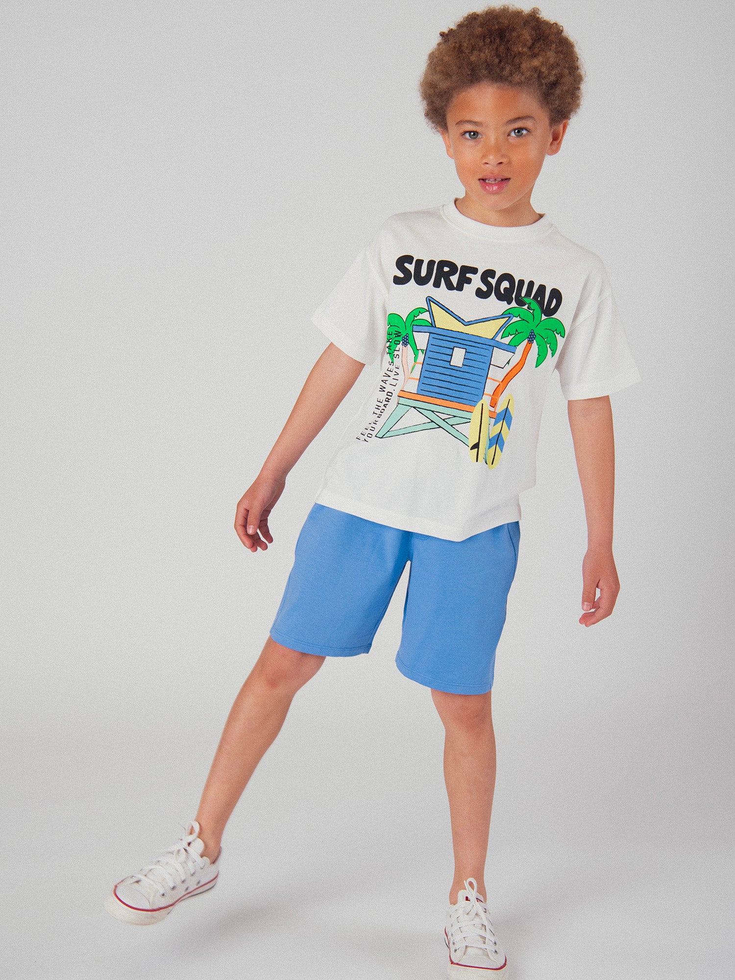 Ensemble t-shirt écru et short bleu avec animation pour garçon