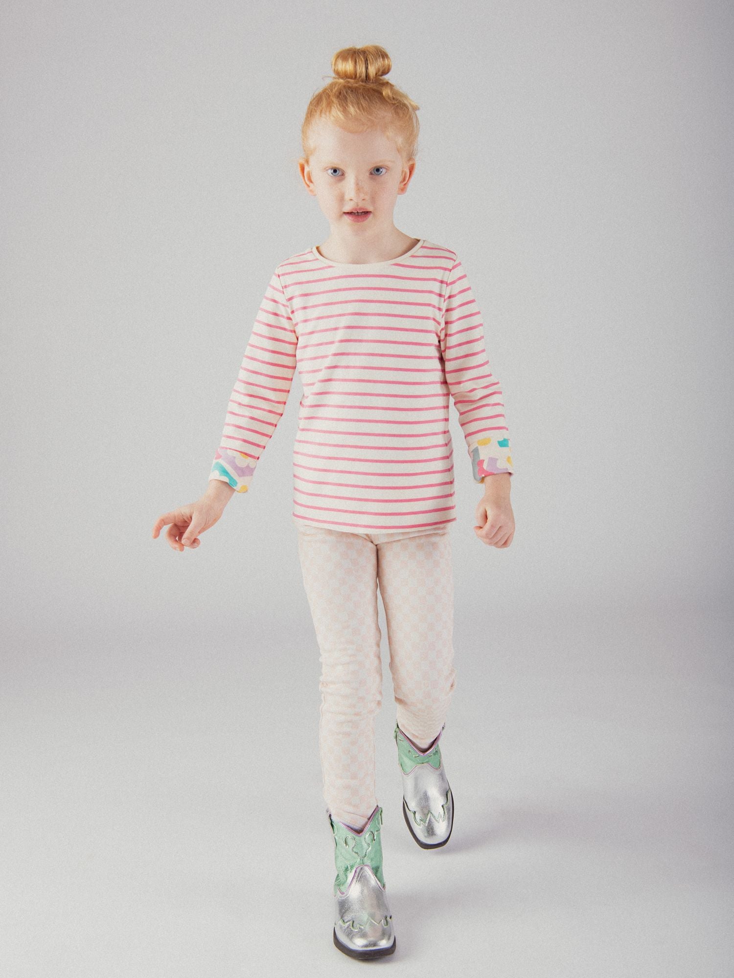 Pantalon doublé chaud à damier rose et écru pour fille