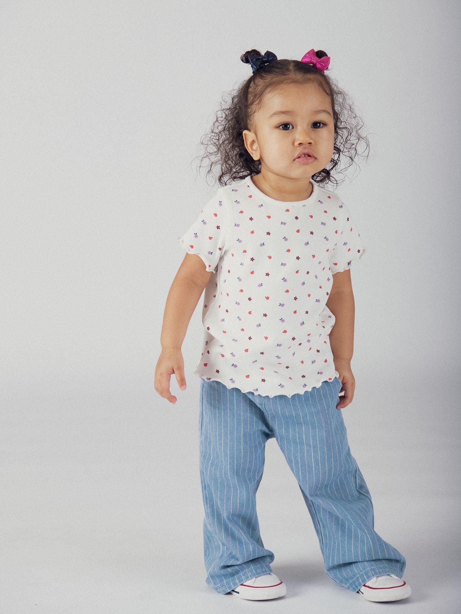 Pantalon en denim léger à rayures pour bébé fille