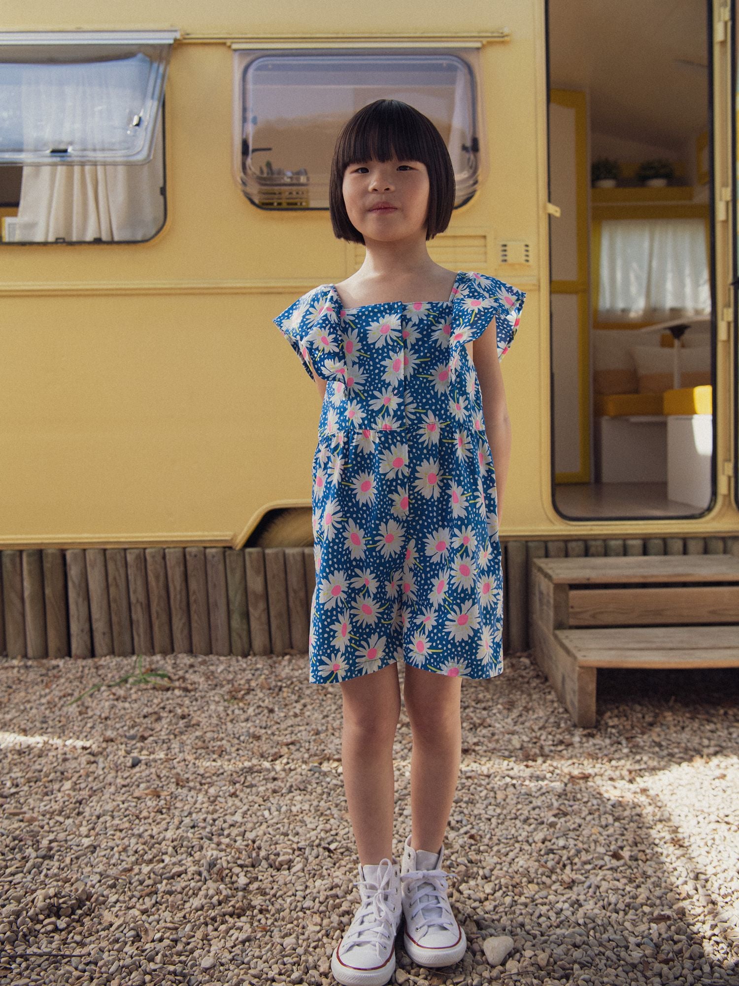 Combinaison bleue à imprimé fleurs pour fille