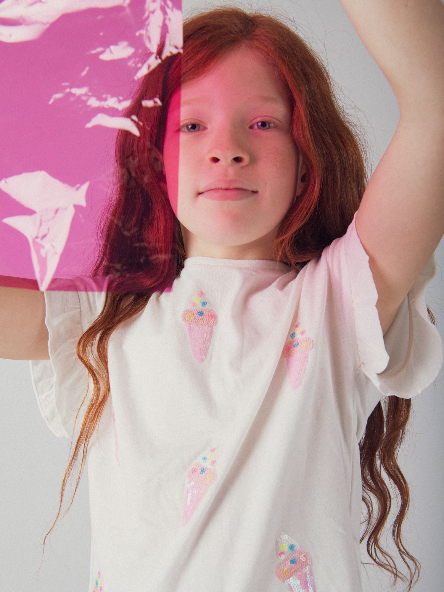 T-shirt écru animation glace en sequins pour fille