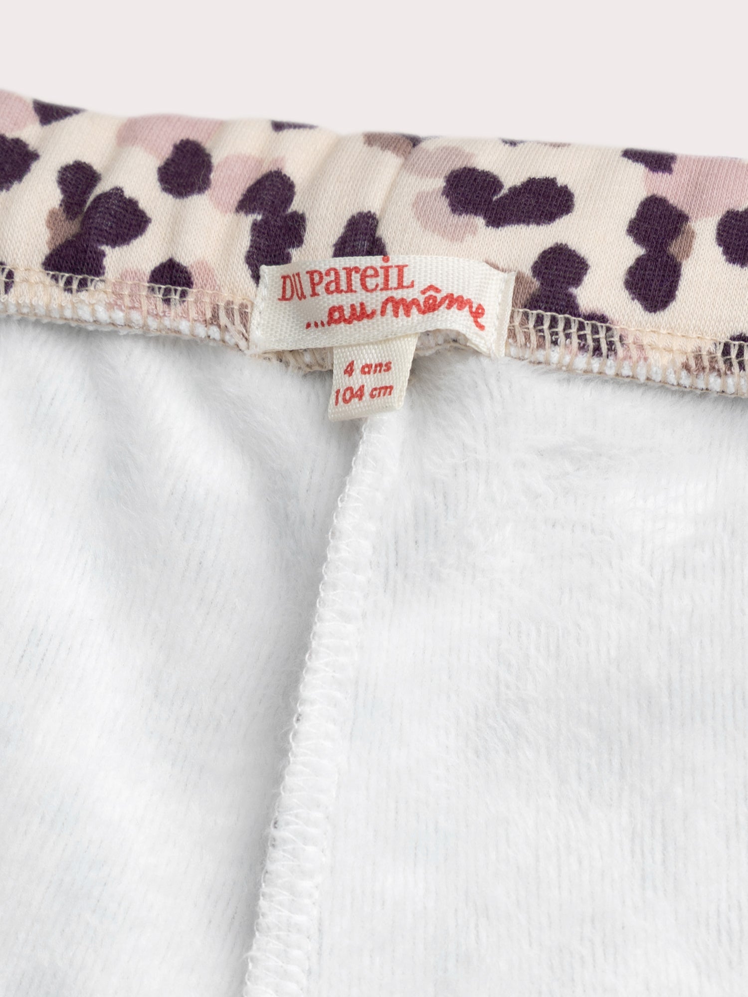 Pantalon molleton imprimé tacheté