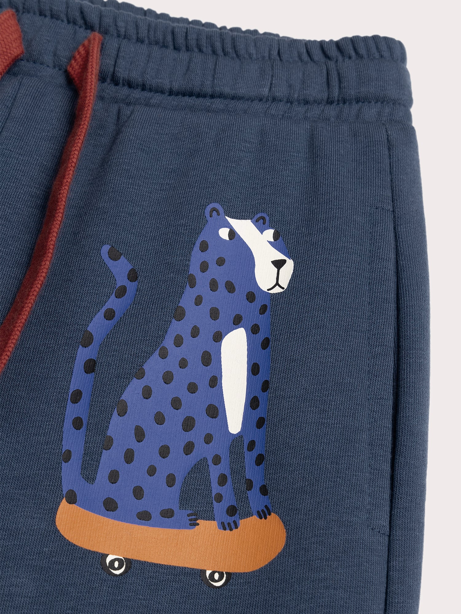tmp/74793746682/products/cc69660d-ed45-4203-9a4e-16fc0680b494/25W902E6JGB_720_124d19686a-dc72-46bf-8eb1-1ac54b34d989.jpg