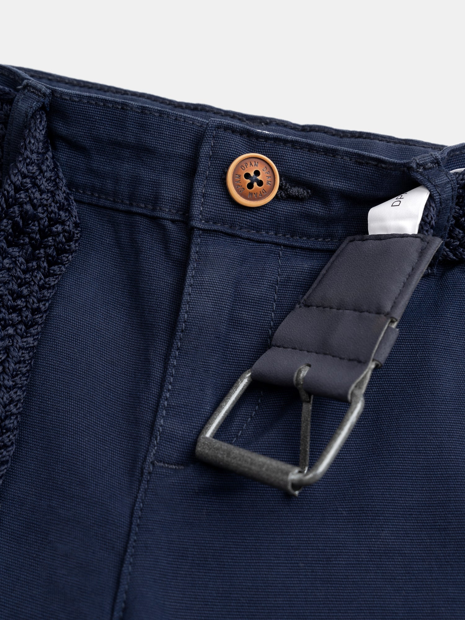 Bermuda bleu foncé avec ceinture pour garçon