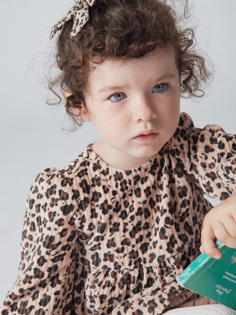 Robe en maille velours côtelé beige imprimé léopard pour bébé fille