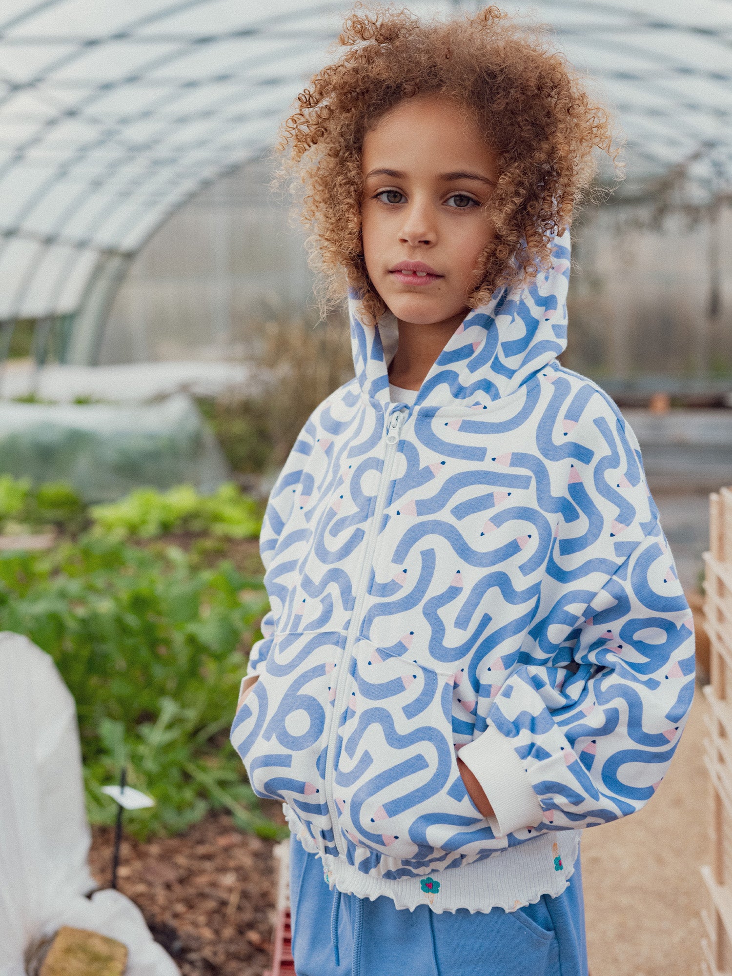Haut de jogging écru imprimé crayons pour fille