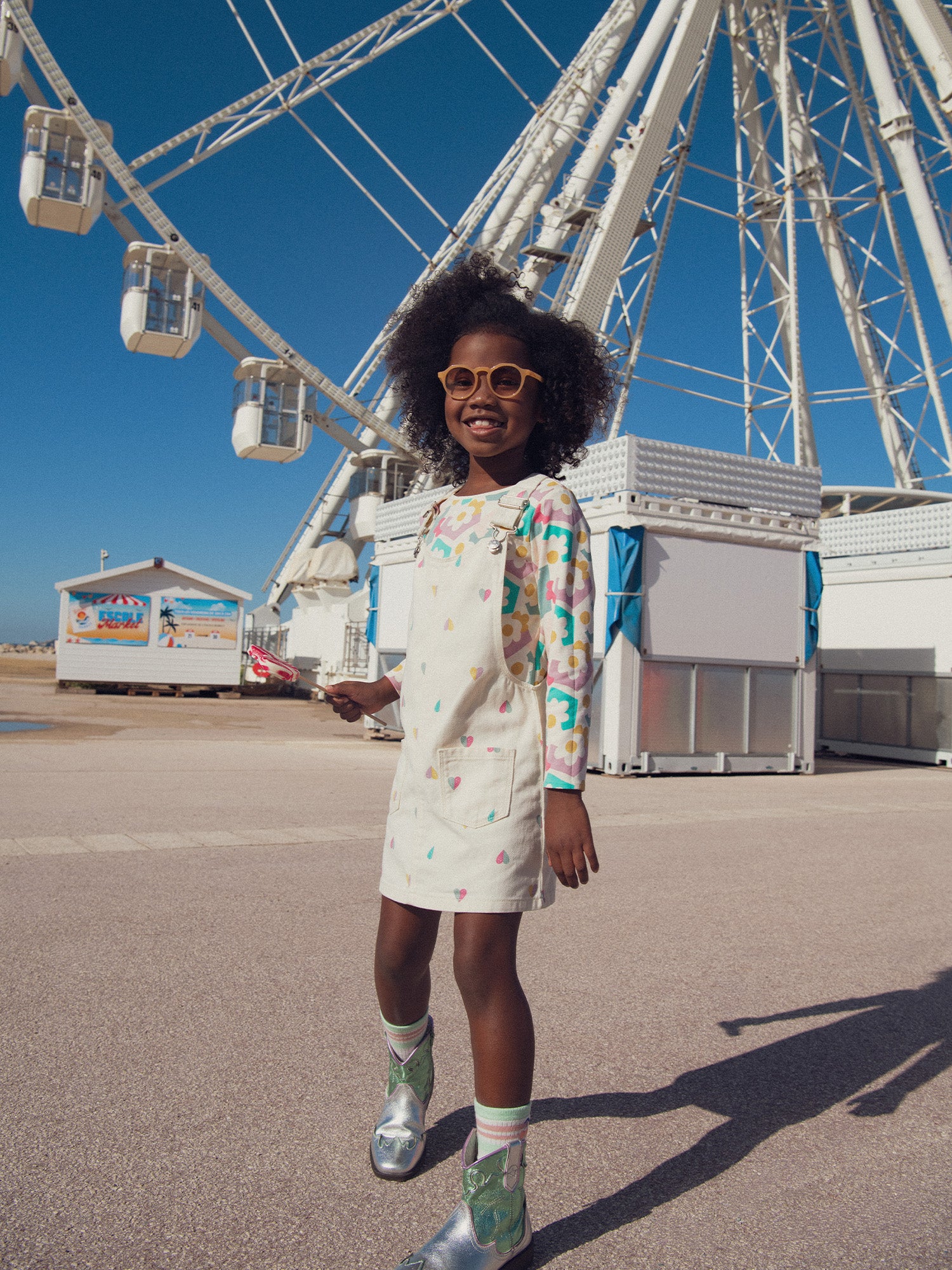 Robe-salopette imprimé coeur pour fille