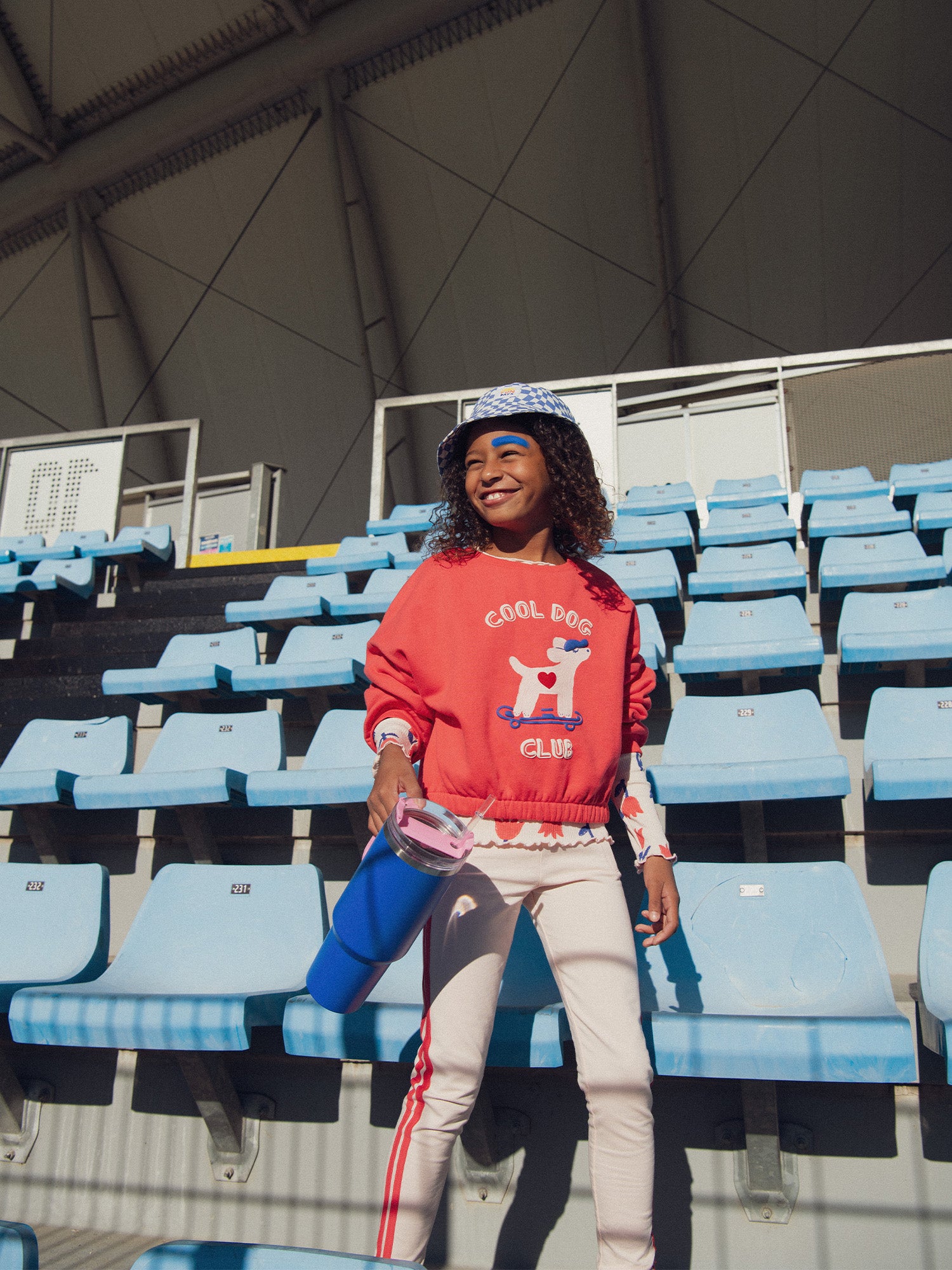 Sweat rouge animation chien pour fille