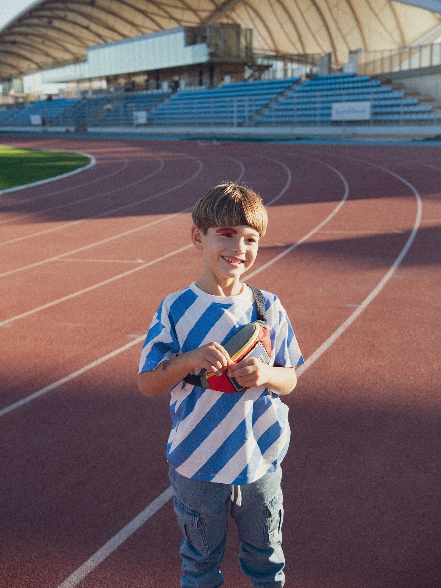 T-shirt rayé écru et bleu manches courtes pour garçon
