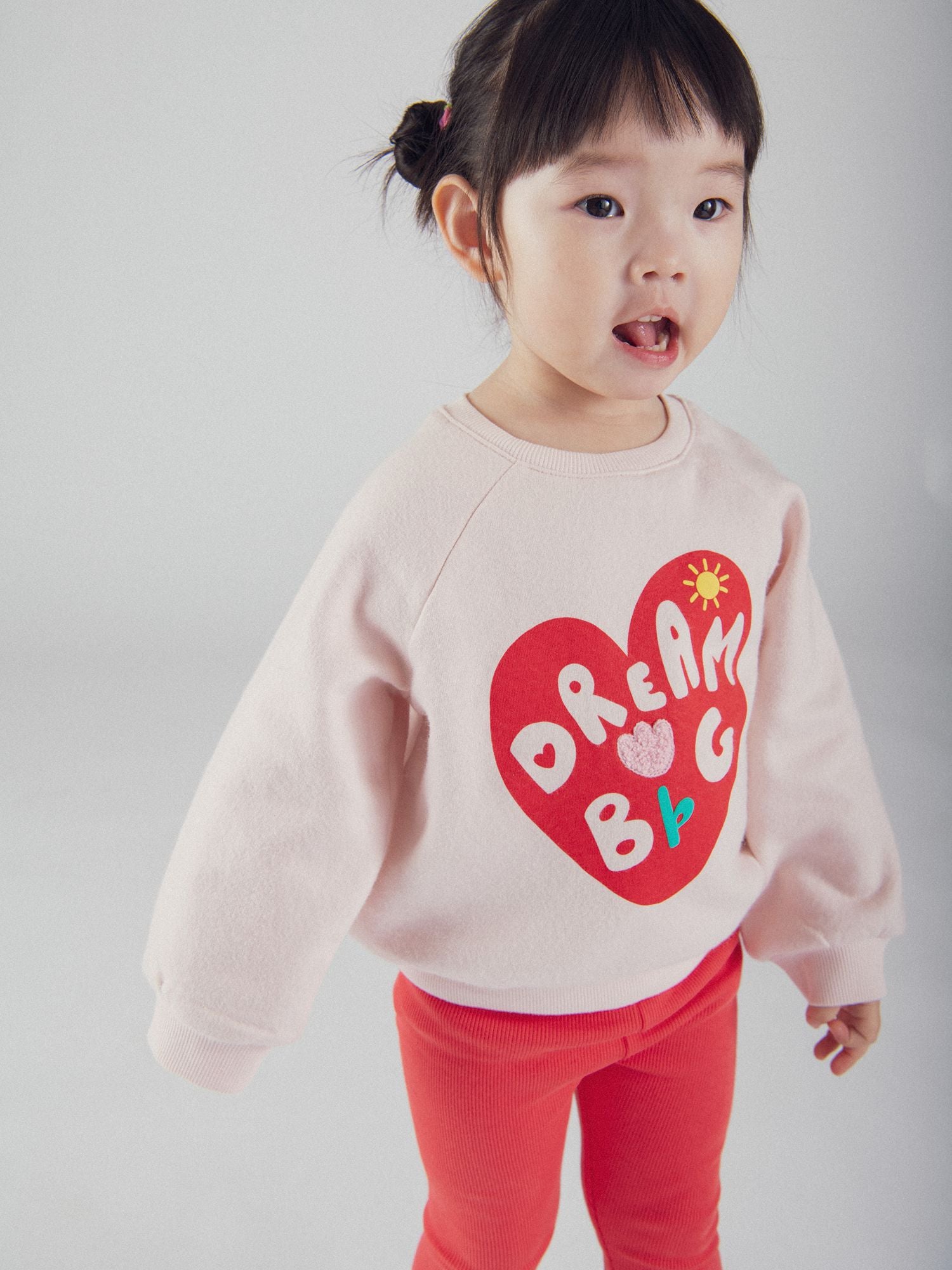 Ensemble motif cœur pour bébé fille