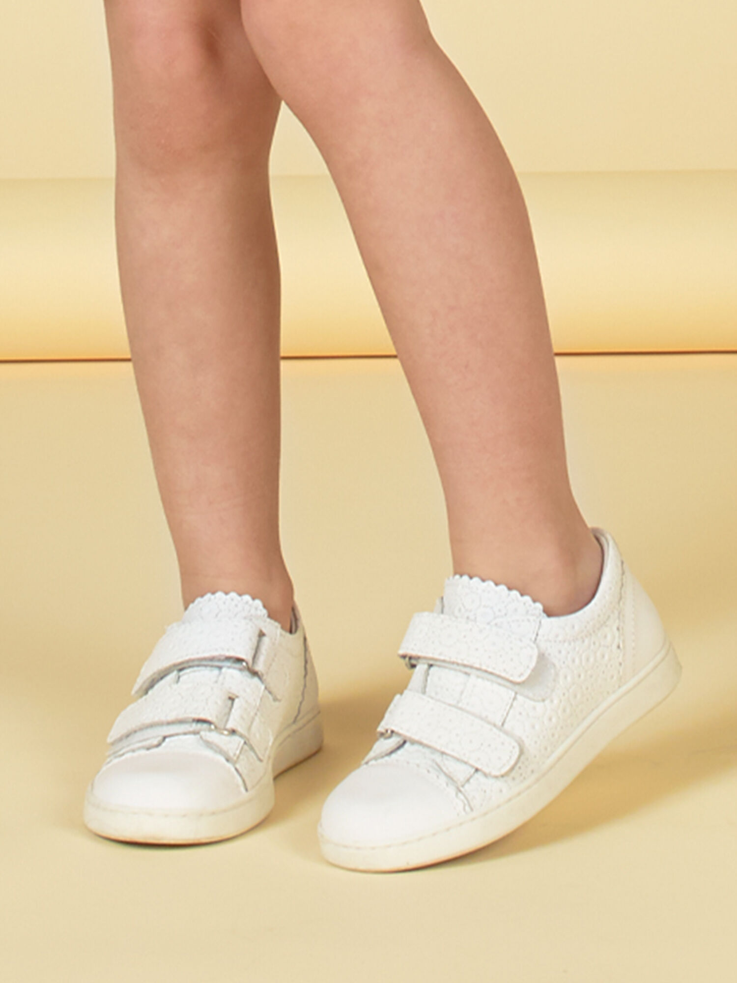 basket blanche pour fille