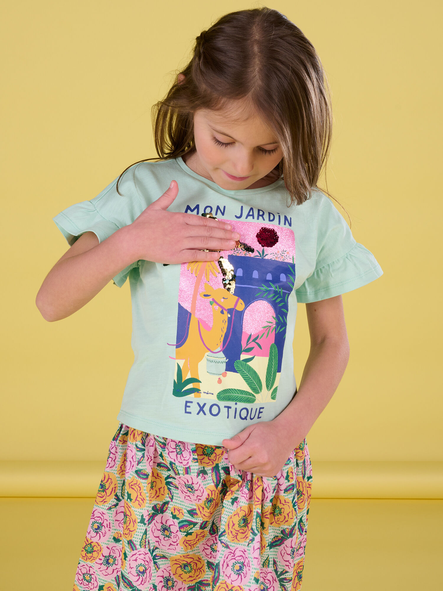 T shirt animation exotique et lettrage T shirt et D bardeur