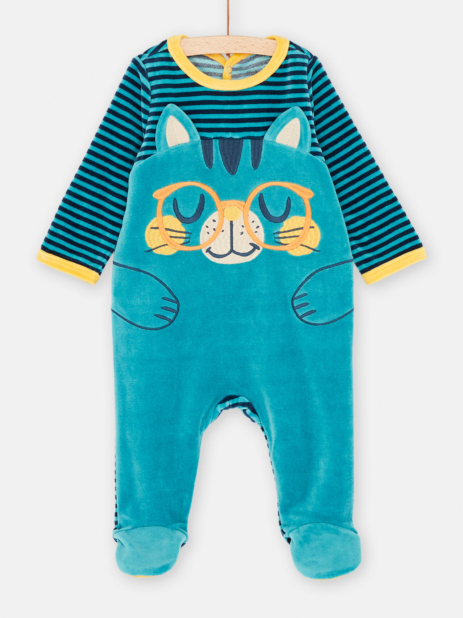 Pyjama bebe 2025 chat